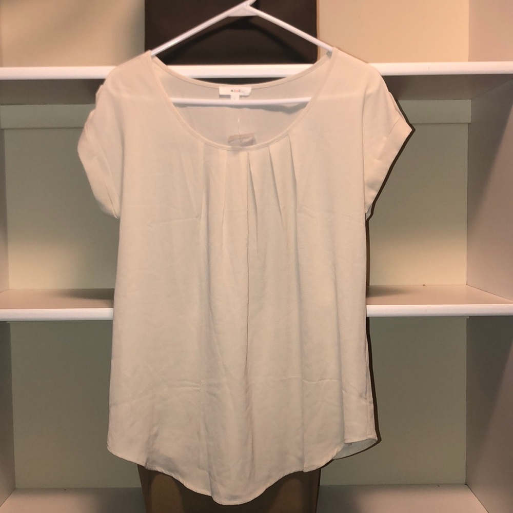 Ivory Top, Size Large